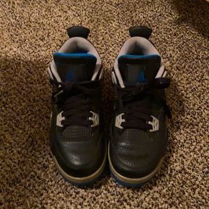 Jordan 4